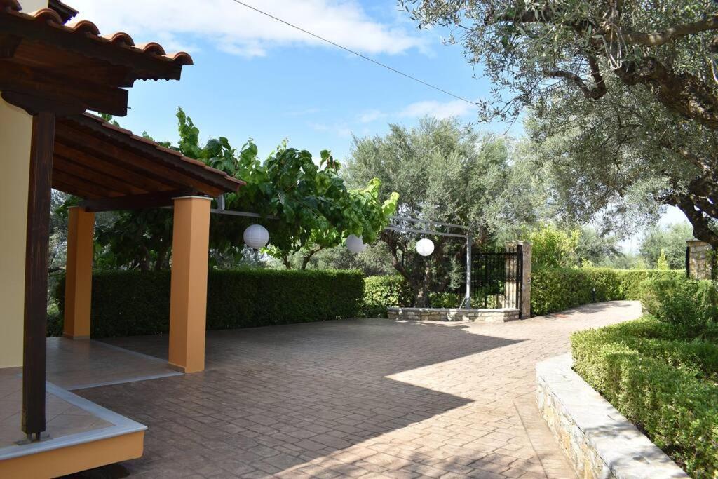 Ampelos Hillside Villa أكراتا المظهر الخارجي الصورة