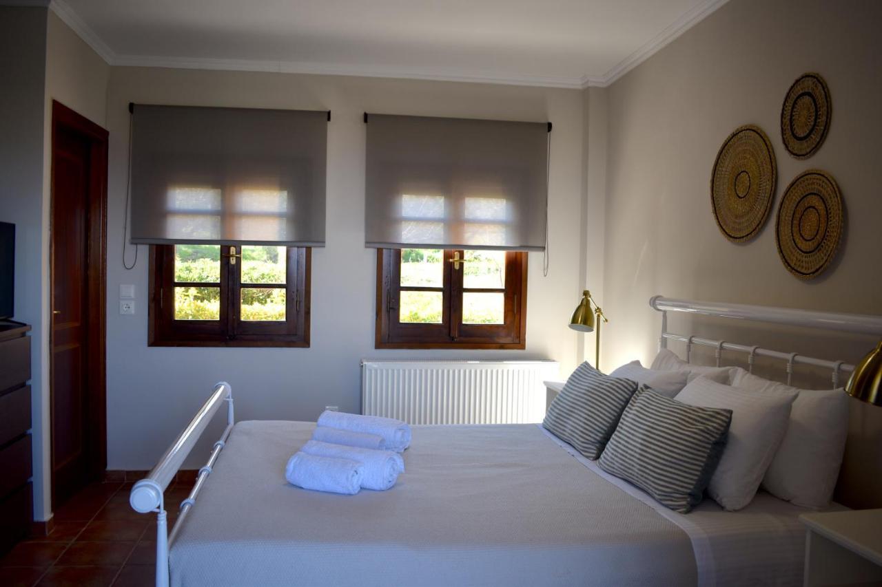 Ampelos Hillside Villa أكراتا المظهر الخارجي الصورة