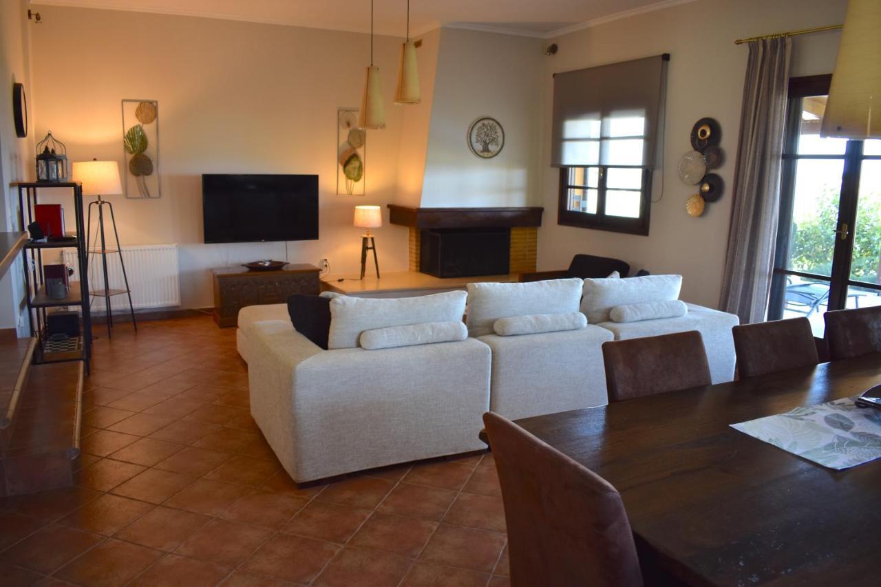 Ampelos Hillside Villa أكراتا المظهر الخارجي الصورة
