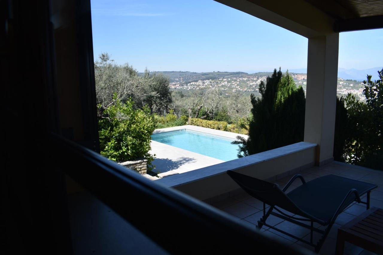 Ampelos Hillside Villa أكراتا المظهر الخارجي الصورة